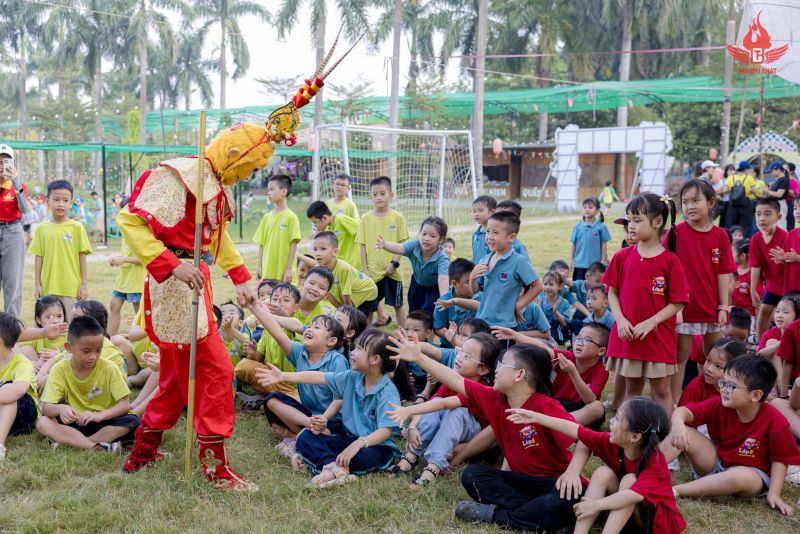 PHƯƠNG MAI ƠI, M&Igrave;NH ĐI KH&Aacute;M PH&Aacute; THẾ GIỚI!