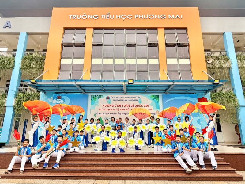 SINH HOẠT DƯỚI CỜ:  RỰC RỠ VINH DANH - CHUNG TAY V&Igrave; M&Ocirc;I TRƯỜNG