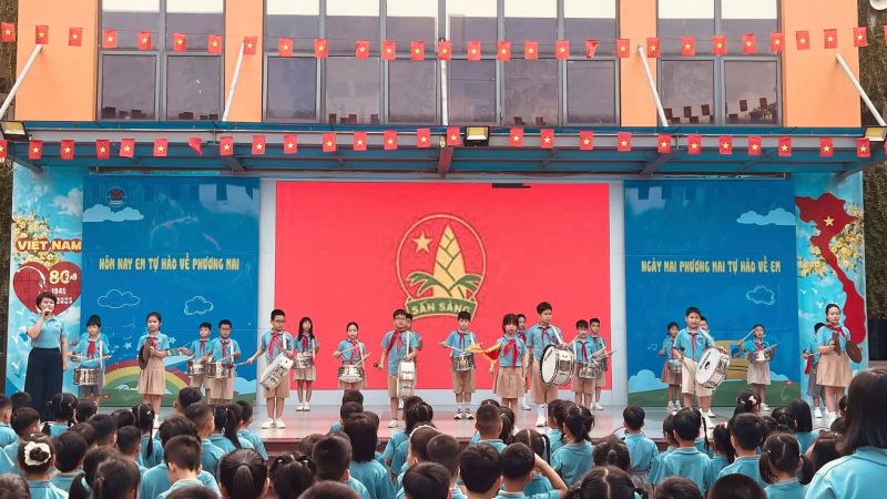 LỄ CH&Agrave;O CỜ ĐẦU TI&Ecirc;N &ndash; C&Ugrave;NG NHAU KHỞI ĐỘNG NĂM HỌC MỚI